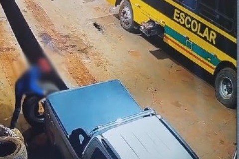 Servidor de Prefeitura de MT é preso suspeito de furtar pneus de ônibus da Secretaria Municipal de Educação