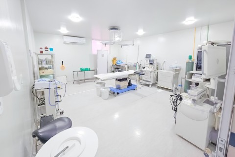 Estruturas como o centro cirúrgico, a CME e parte da ala de maternidade já foram finalizadas.