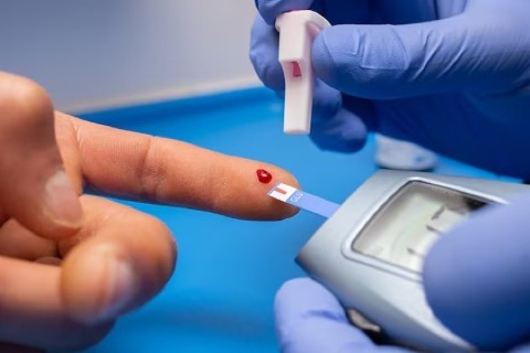 Diabetes afeta 20 milhões de brasileiros e causa 50 amputações por dia
