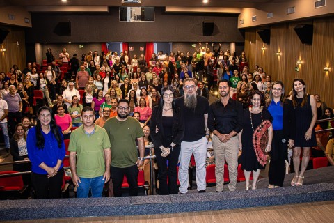 Ciclo de Palestras fortalece inclusão e capacita educadores para atendimento de estudantes neurodivergentes em Barra do Garças