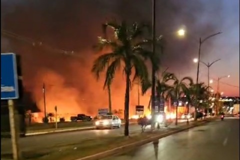 Incêndios destroem áreas na região  da rodoviária de  Barra do Garças.