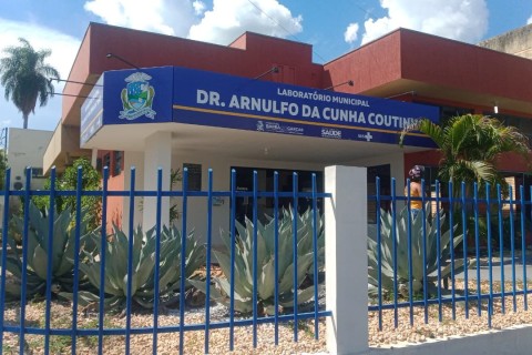 Em 2024, mais de 11 mil exames foram realizados por mês no Laboratório Municipal de Barra do Garças .
