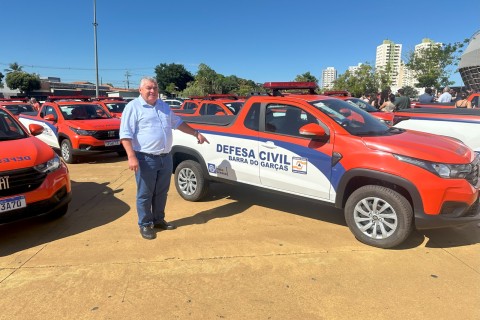 Defesa Civil de Barra do Garças recebe veículo novo, em Cuiabá