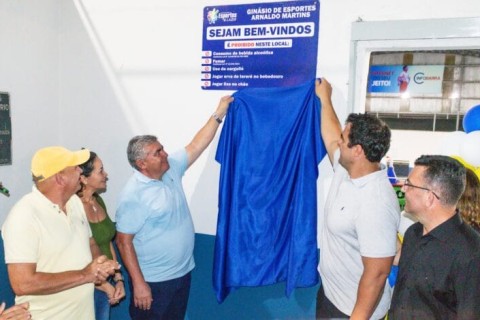 Cerimônia de reinauguração do Ginásio de Esportes Arnaldo Martins.