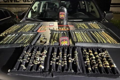 Polícia recupera joias avaliadas em R$ 1 milhão e prende suspeitos de roubar joalheria em Barra do Garças