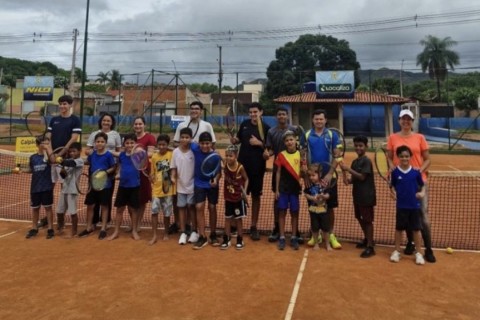 Parceria entre o Barra Tênis Clube e a Secretaria Municipal de Educação, Esporte e Lazer da Prefeitura de Barra do Garças - MT.